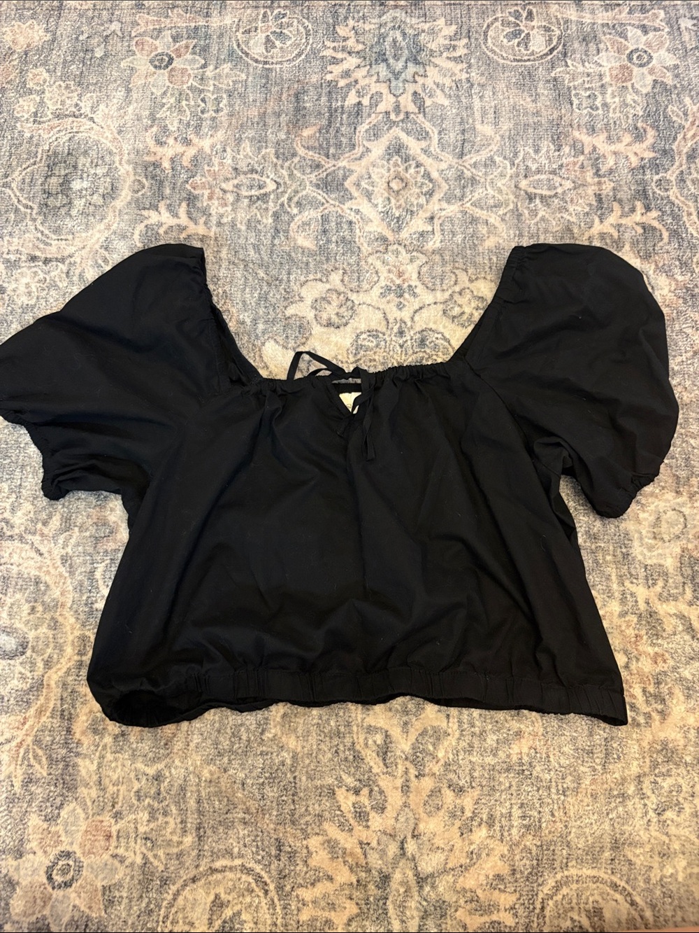 Universal Thread Black Puff Sleeve Crop Top